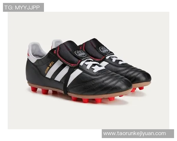 17号球衣传奇球星专属足球鞋设计与性能解析