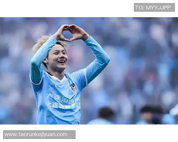 24岁足球新星崛起 引领未来足坛潮流 争夺世界顶级荣誉