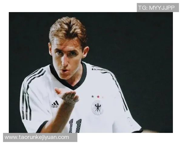 世界足坛6号球衣传奇人物盘点:从马尔蒂尼到博格巴的足球之路 世界足坛6号球衣传奇人物盘点:从马尔蒂尼到博格巴的足球之路