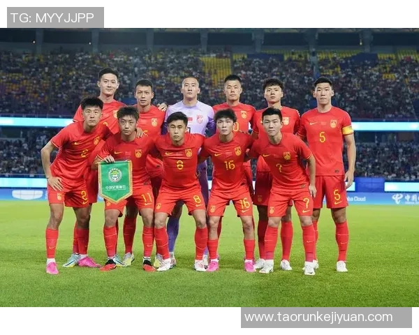 中国足球十大球星推荐及其辉煌成就盘点解析 中国足球十大球星推荐及其辉煌成就盘点解析