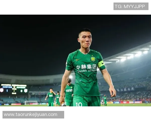 中国足球球星名字大全及其成就介绍:从历史到现代的顶尖球员解析 中国足球球星名字大全及其成就介绍:从历史到现代的顶尖球员解析