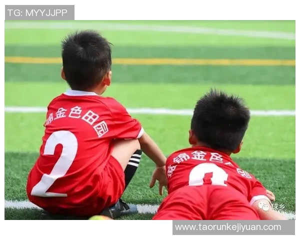 杨杨是哪个城市的足球球星？