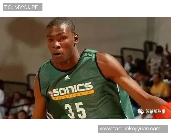 耐克足球球星的成长之路：从青涩新星到世界顶级球员的蜕变